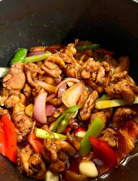 鸡煲怎么做_鸡煲需要焯水吗