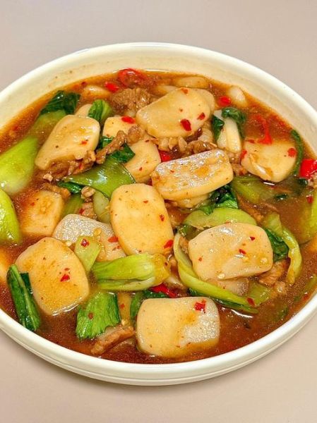 水煮年糕怎么做_水煮年糕需要焯水吗