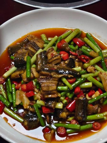 家常鳝鱼怎么做好吃_鳝鱼去腥技巧