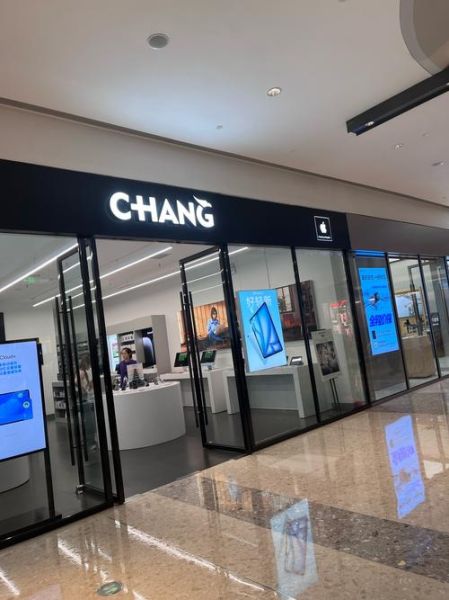 苹果手机专卖店在哪里买正品_苹果直营店和授权店区别