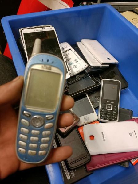 小灵通手机还能用吗_小灵通手机信号怎么样