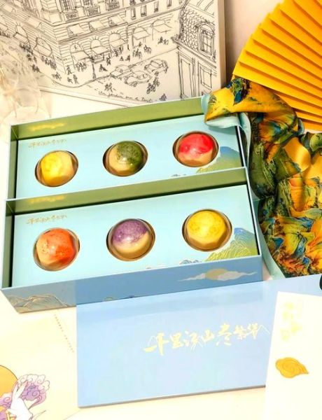 中秋月饼礼盒怎么选_传统月饼口味有哪些