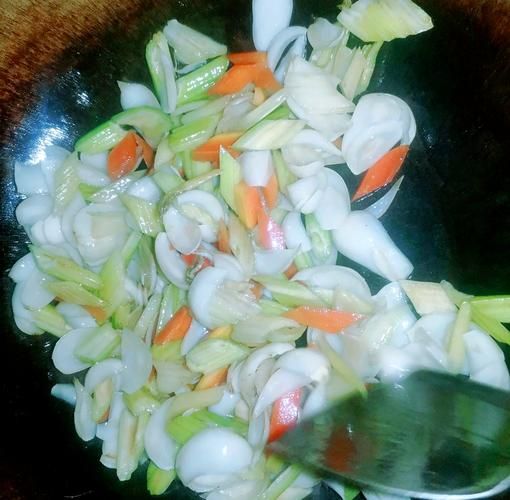 百合炒菜的做法大全_百合怎么炒才好吃