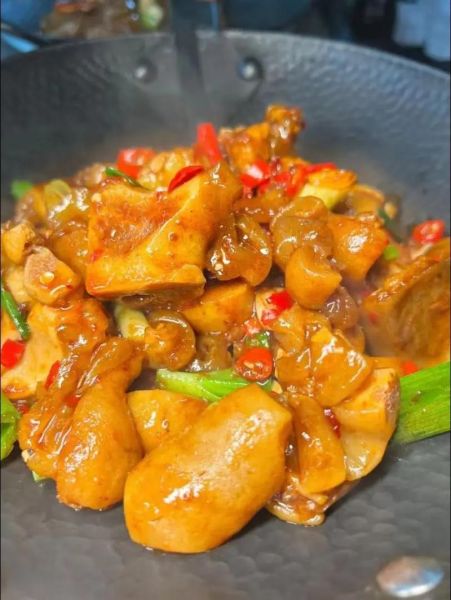 红烧牛蹄的家常做法_红烧牛蹄怎么做好吃又烂