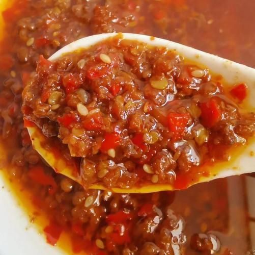 牛肉辣椒酱怎么做_牛肉辣椒酱的做法窍门