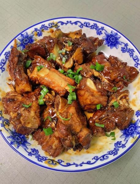 家常排骨怎么做_排骨焯水用冷水还是热水