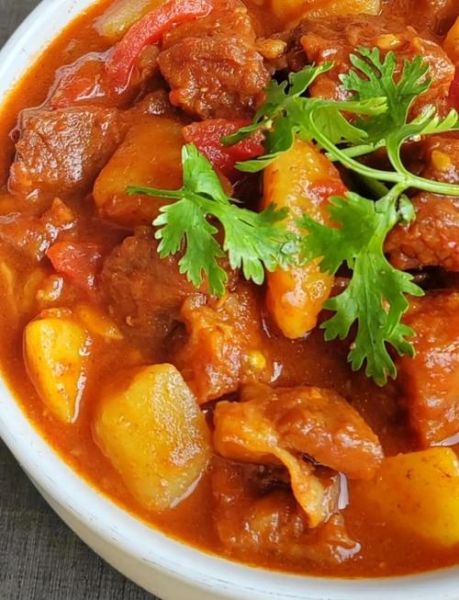 西红柿炖土豆的家常做法_西红柿炖土豆怎么做好吃