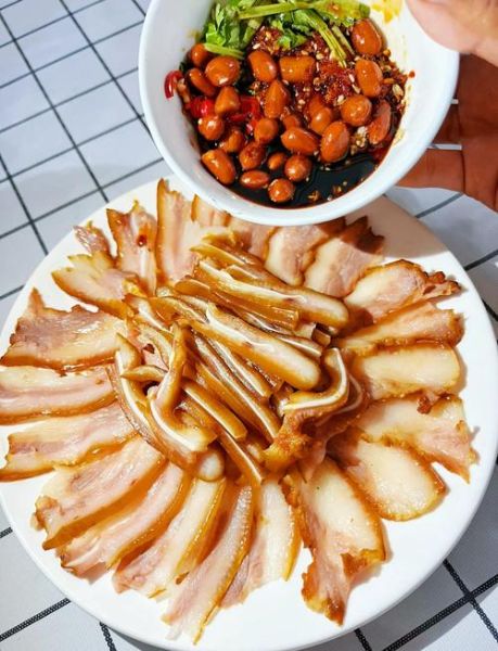 凉拌猪耳朵怎么做_凉拌猪耳朵的做法步骤