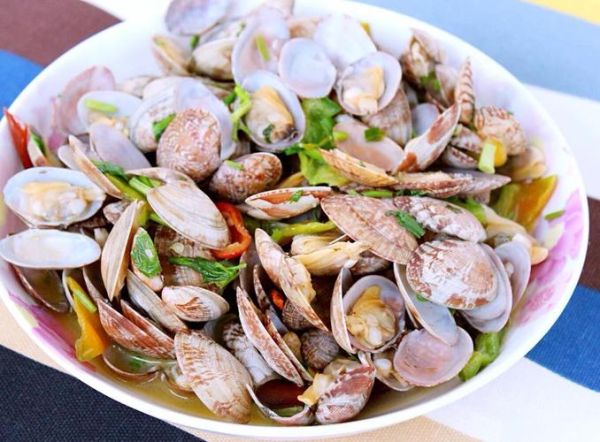 辣炒花蚬子怎么炒才干净_辣炒花蚬子要不要焯水