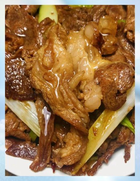 葱爆羊肉家常做法_怎么做才嫩不膻