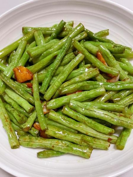 豇豆怎么炒好吃_豇豆焯水几分钟才脆绿