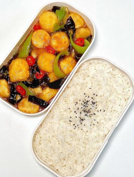 日本豆腐怎么做_日本豆腐要焯水吗