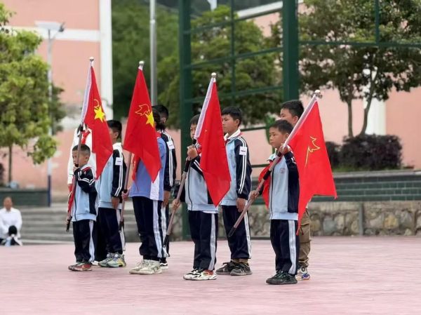 旗手是什么意思_旗手怎么选出来的