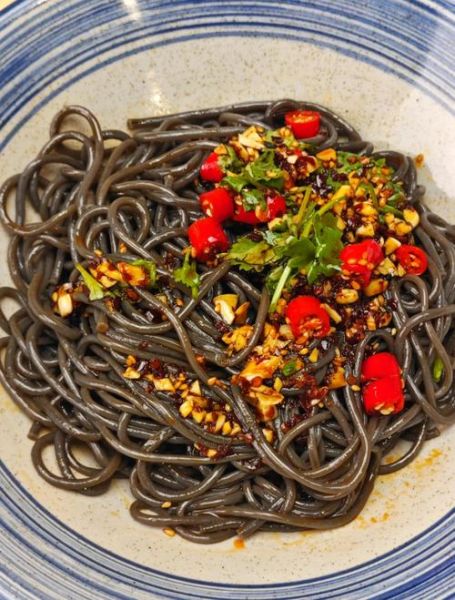 蕨根粉怎么泡不硬_蕨根粉凉拌做法大全