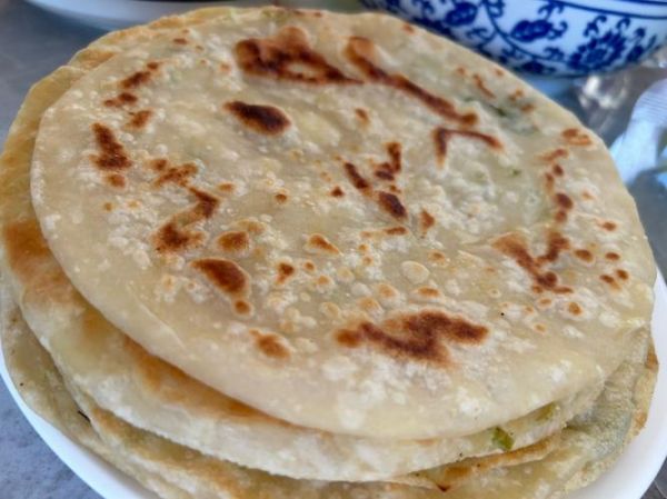 老式油饼的做法大全_老式油饼怎么做才酥脆