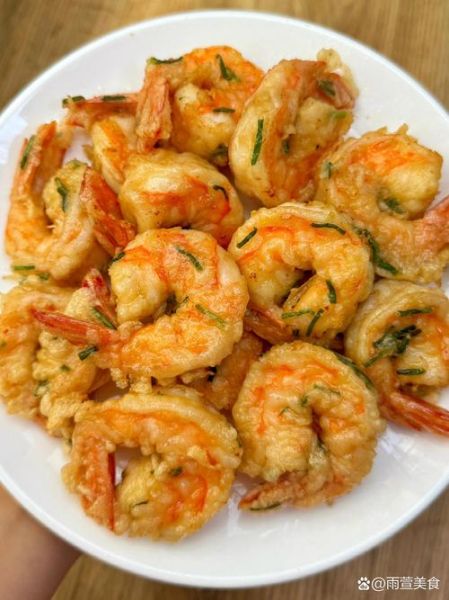炸大虾怎么做才酥脆_炸大虾用面粉还是淀粉