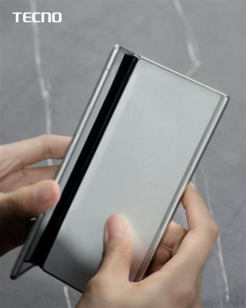 全球最薄的手机有多薄_值得买吗