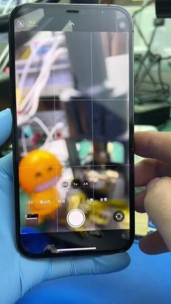 手机前置摄像头模糊怎么办_前置摄像头像素越高越好吗