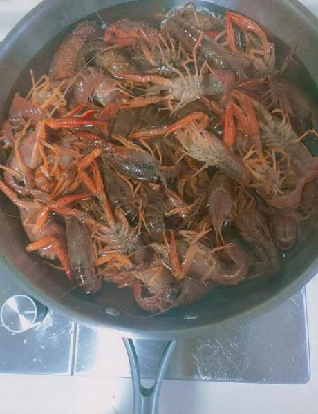 小龙虾怎么清洗_小龙虾怎么做最好吃