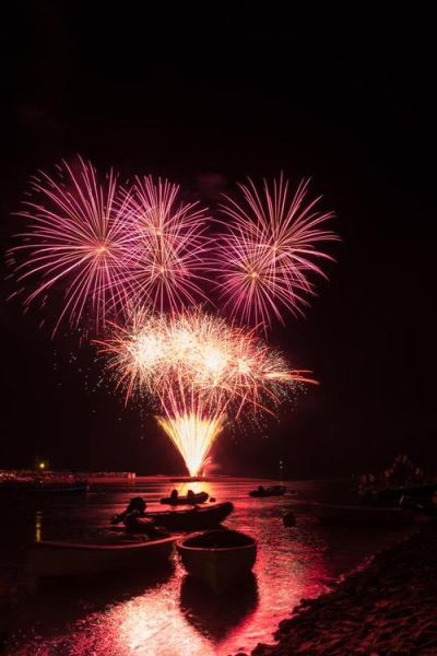 烟火是什么意思_烟火的象征与文化内涵