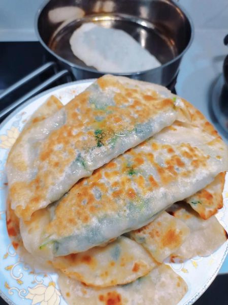 菜盒子怎么和面才软_菜盒子馅料怎么调好吃