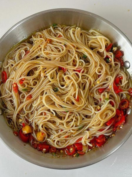 凉拌米粉怎么做_凉拌米粉用什么调料