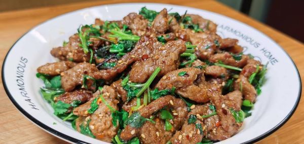 孜然羊肉家常做法_孜然羊肉怎么做才嫩