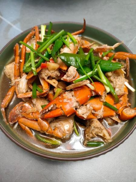 清蒸青蟹的正确做法_清蒸青蟹蒸多久才鲜嫩