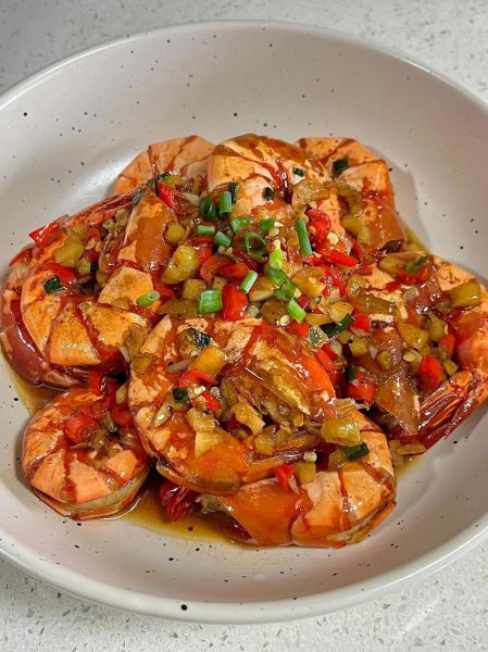 油焖大虾最简单的做法_油焖大虾怎么做才入味