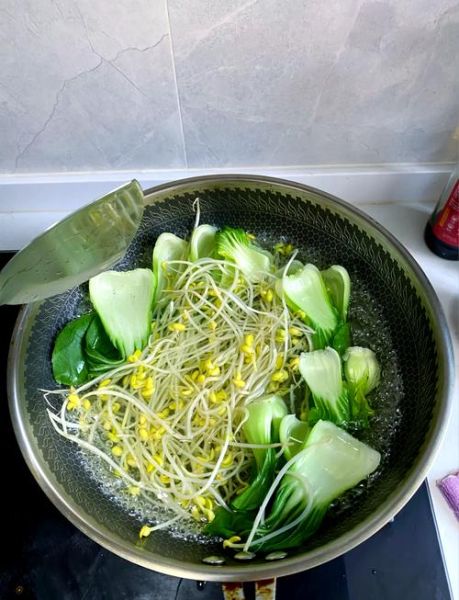 水煮肉片怎么做_水煮肉片家常做法步骤