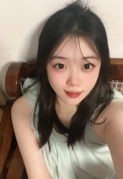 手机自拍怎么拍好看_手机自拍用什么软件好