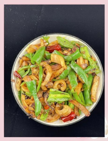 炒鱿鱼丝怎么做好吃_家常鱿鱼丝做法