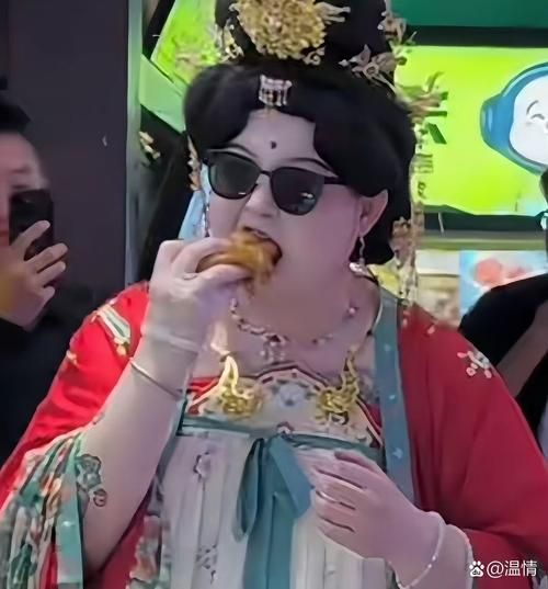 大汉扮少女是什么梗_大汉扮少女怎么火的