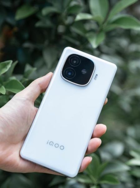 超薄手机推荐_超薄手机有多薄