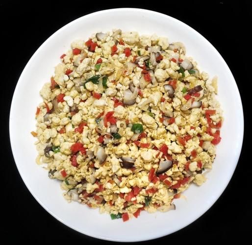 鸡刨豆腐怎么做_鸡刨豆腐的家常做法