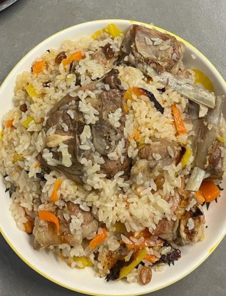 羊肉手抓饭怎么做_正宗做法步骤详解