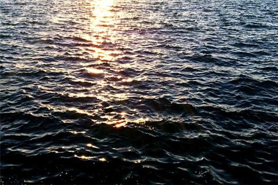 梦到浑浊的河水_周公解梦可信吗