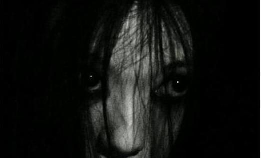 梦到被女鬼纠缠_梦见女鬼缠身怎么办