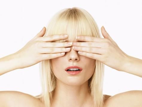 梦到自己瞎了怎么回事_周公解梦可信吗