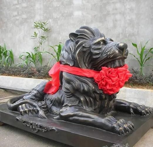 狮子女今天财运怎么样_狮子女今日偏财位在哪