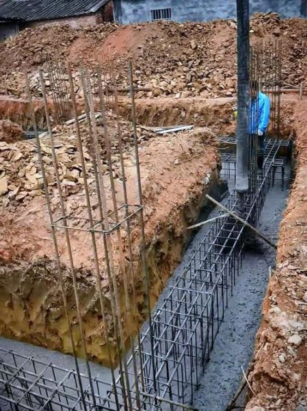 梦到打地基是什么意思_梦到打地基预示什么