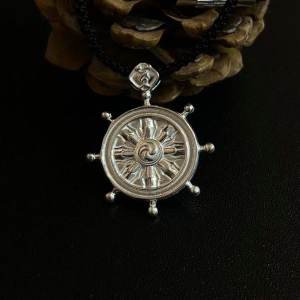 属鼠本命佛是什么_千手观音怎么供奉