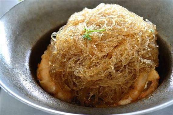 梦到吃粉是什么意思_梦见吃粉好不好