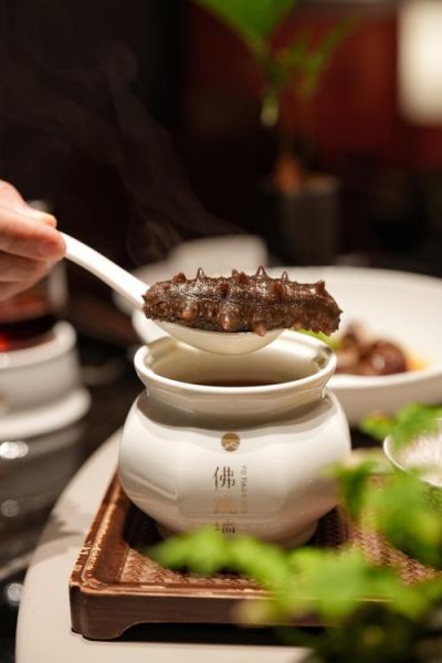 梦到跳墙是什么意思_梦见跳墙预示什么