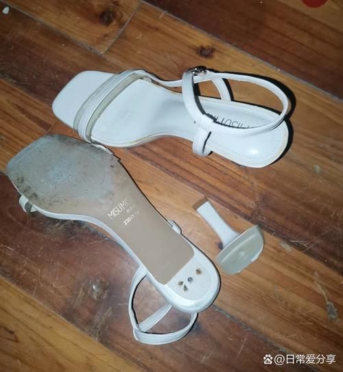 梦到鞋跟断了什么意思_梦见鞋跟断了预示什么