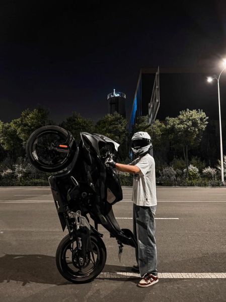 梦到机车是什么意思_梦见骑机车代表什么