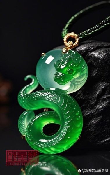 2016年属蛇女运势_如何转运