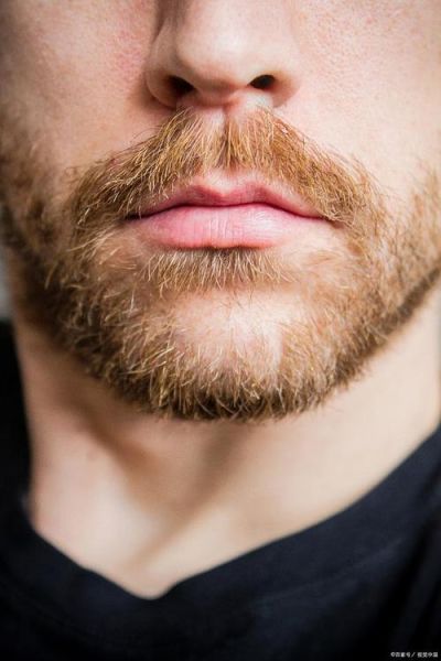 男人八字胡须财运好吗_八字胡面相解析