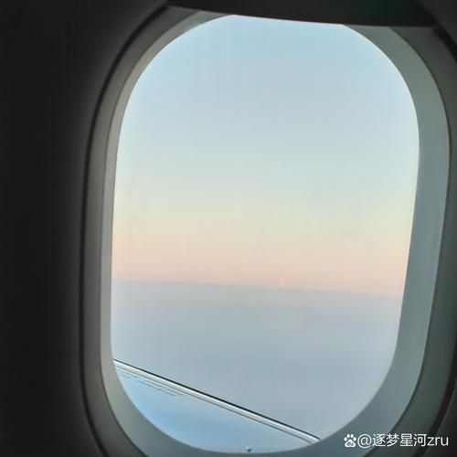 梦到坐飞机是什么意思_坐飞机梦境预示什么