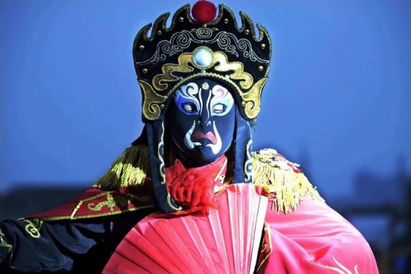 梦到被变脸是什么意思_梦到被变脸预示什么